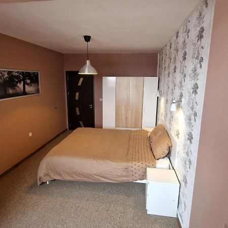 Boutique Apartment Jana Shumen Esterno foto